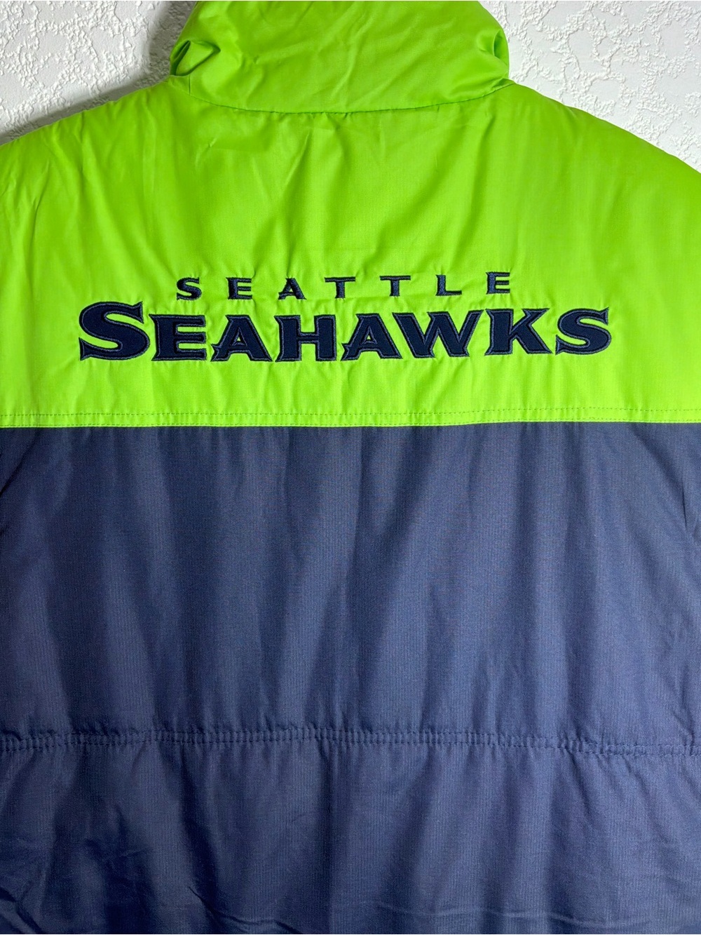 NFL Seattle Seahawks Green and Blue Vest Size Large - Picture 7 of 8
